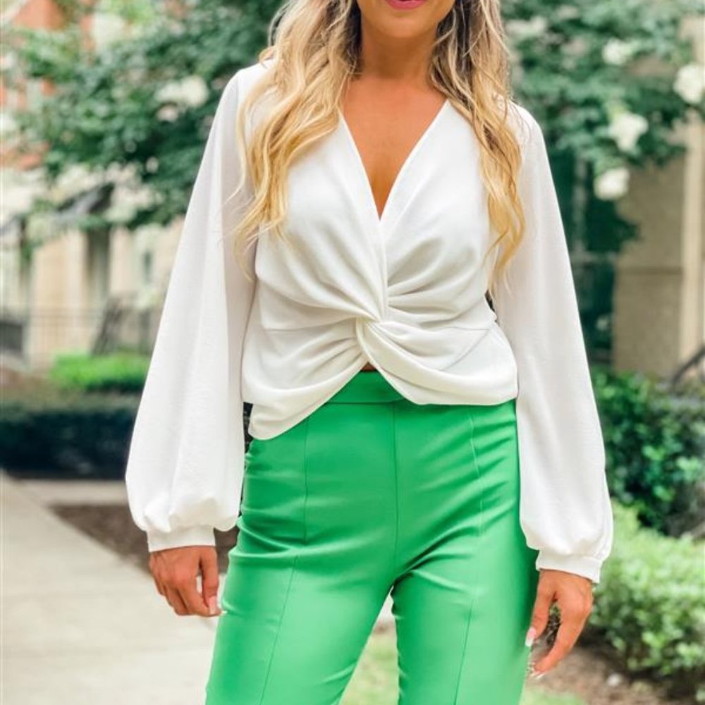 Alexa Twist Front Top
